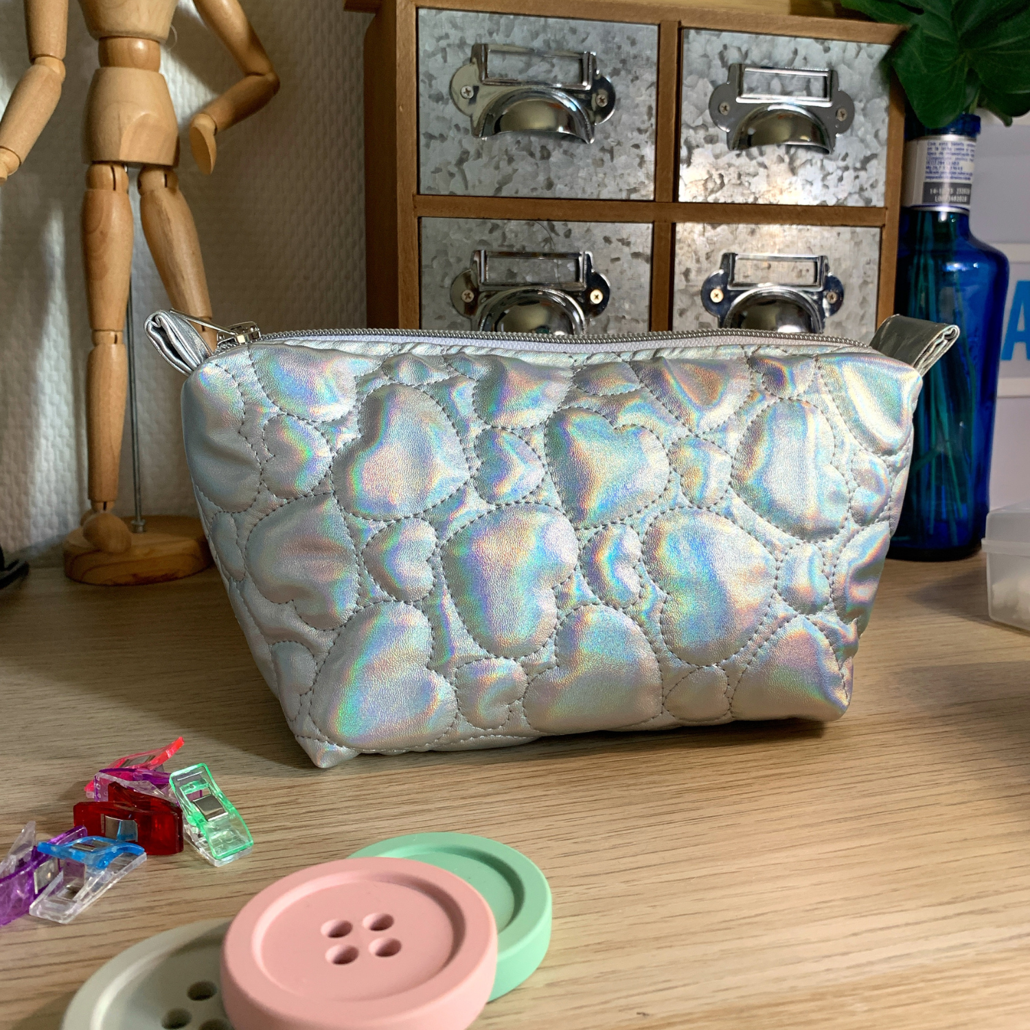 Trousse "Le Hamac" avec patron gratuit - Matelassée argentée *Sac Star*-3 Trousse "Le Hamac" avec patron gratuit - Matelassée argentée *Sac Star*-3