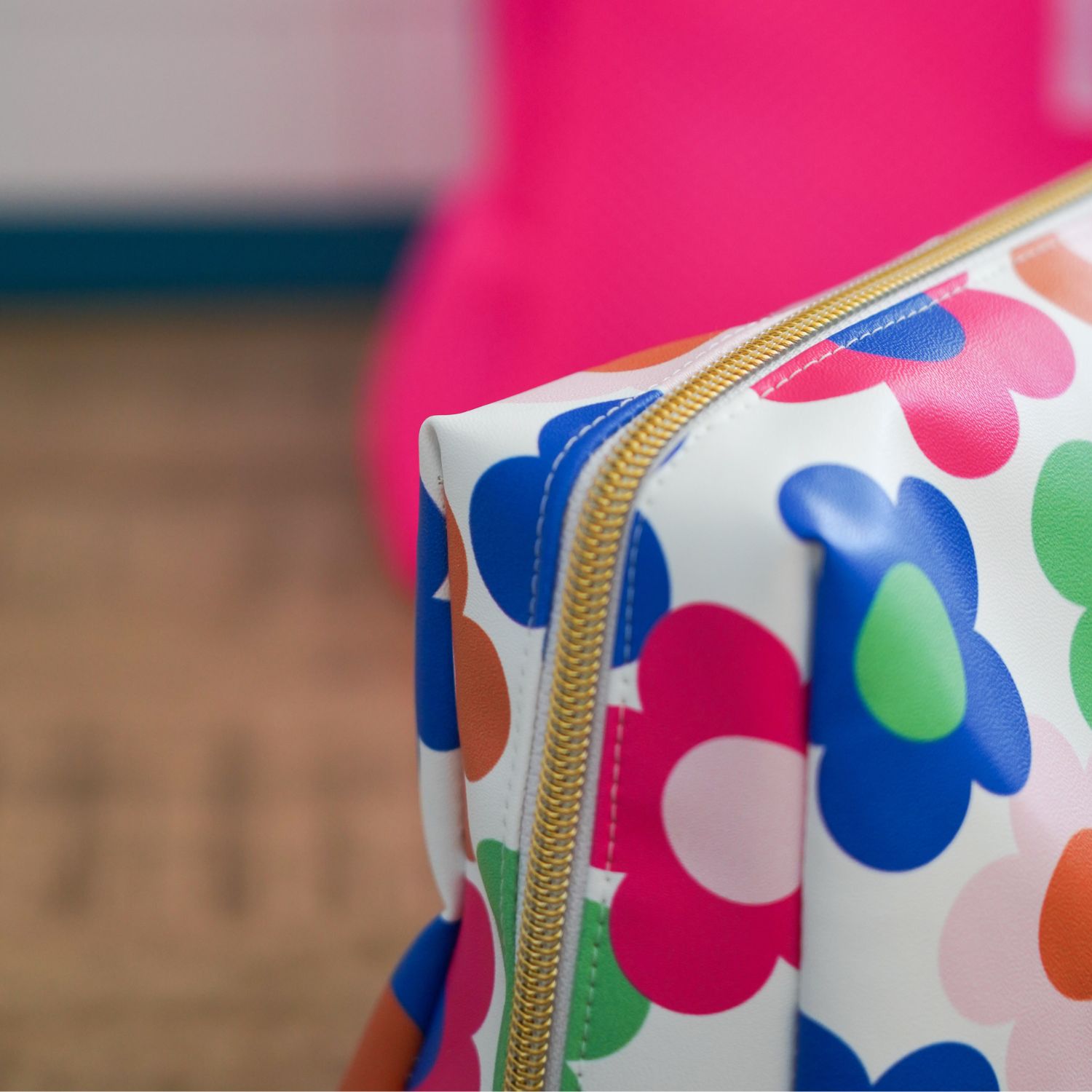 Trousse de toilette simili avec tutoriel vidéo *Sac Star*-2 Trousse de toilette simili avec tutoriel vidéo *Sac Star*-2