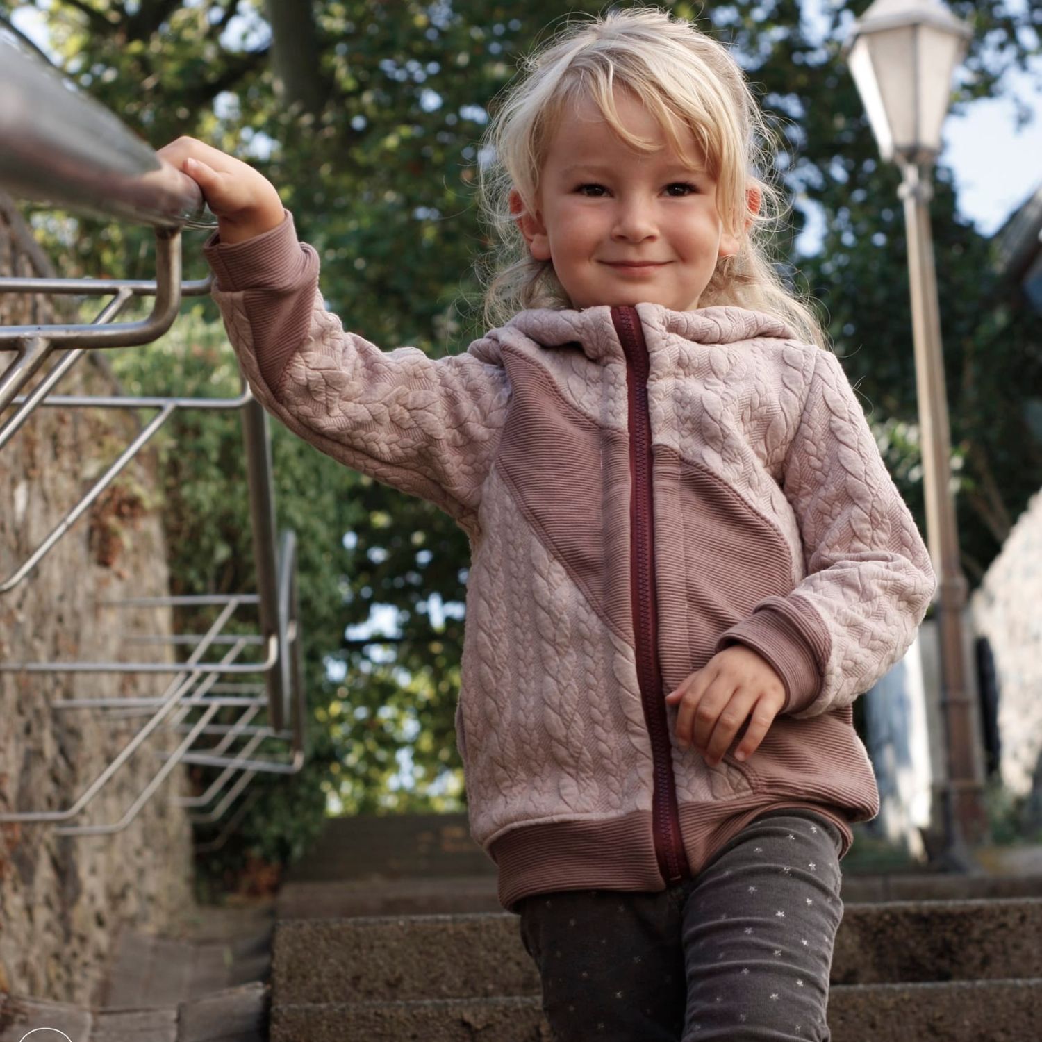 Sweatjacke - Solea Sweat*ee Kids - Schnittmuster eBook-1 Sweatjacke - Solea Sweat*ee Kids - Schnittmuster eBook-1