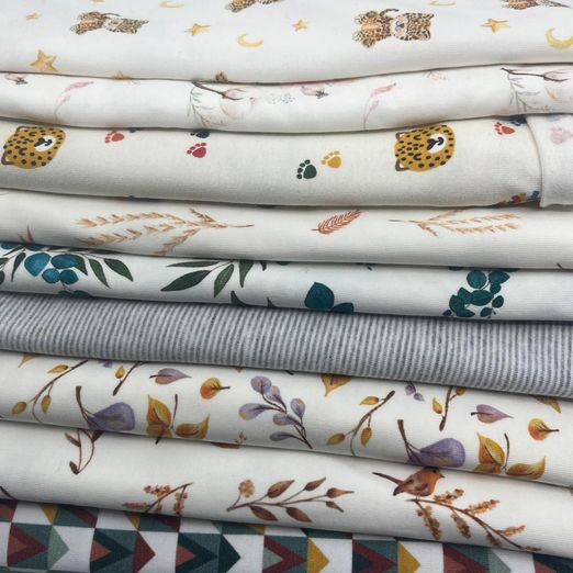 5 m Jerseypaket mit verschiedenen Mustern und Motiven 10 x 0,5 m 5 m Jerseypaket mit verschiedenen Mustern und Motiven 10 x 0,5 m
