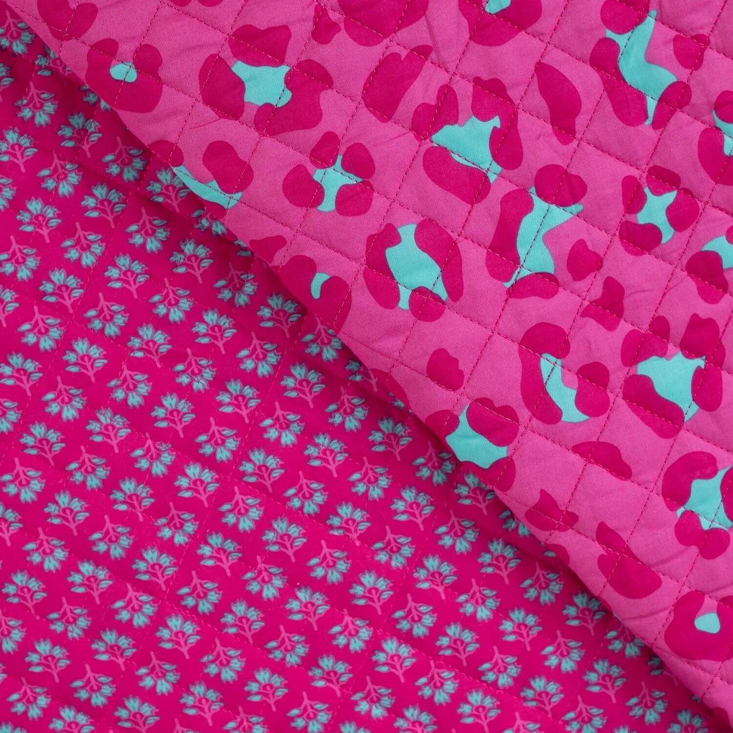 Tissu matelassé pour veste - Double face ouatiné Léopard et fleurs Rose-1 Tissu matelassé pour veste - Double face ouatiné Léopard et fleurs Rose-1