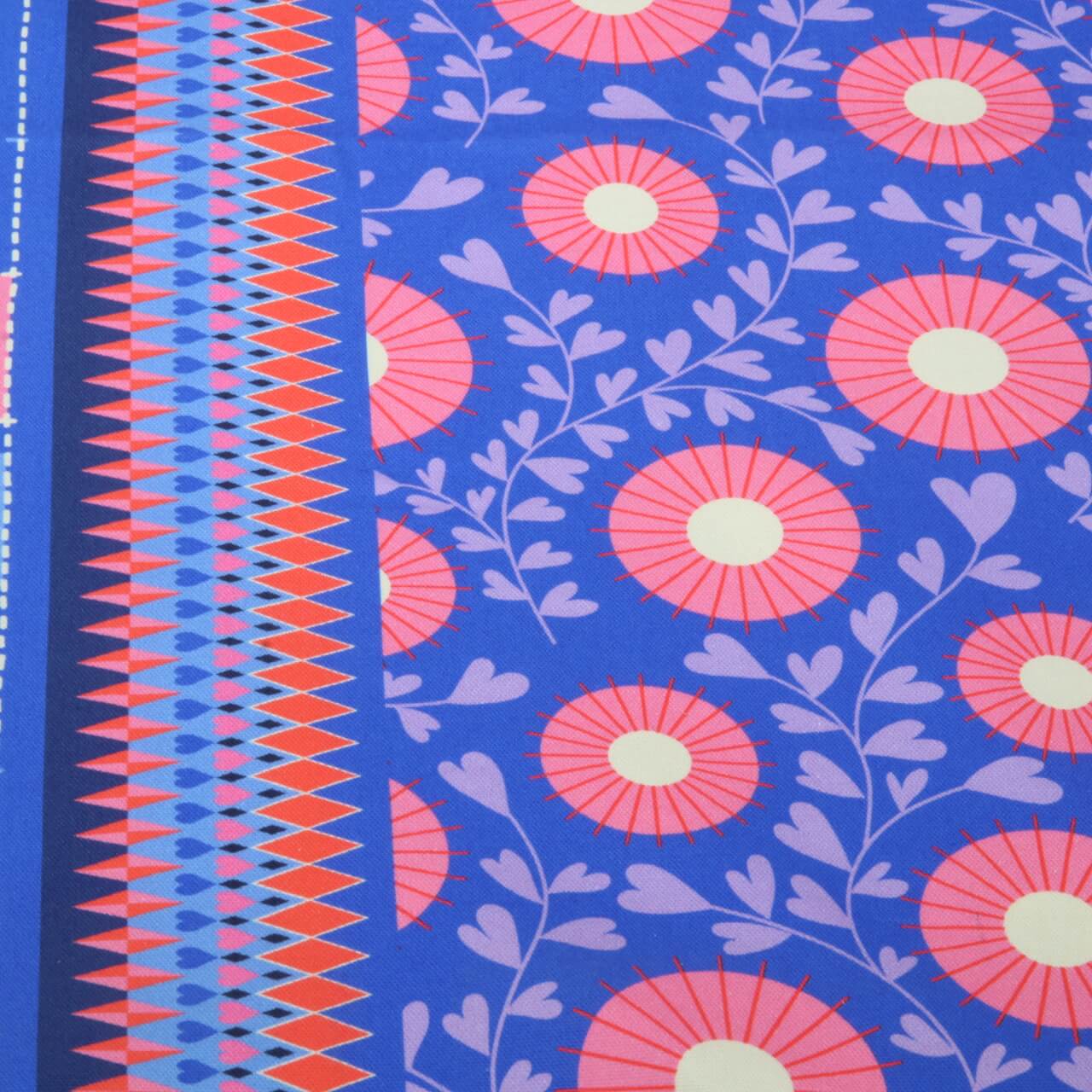 Bio Canvas - HHL Queen Of Hearts Court Garden Blau-1 Bio Canvas - HHL Queen Of Hearts Court Garden Blau-1
