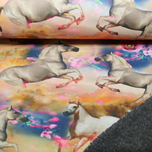 Polaire alpine - Motifs de chevaux en impression numérique, Orange et Multicolore Polaire alpine - Motifs de chevaux en impression numérique, Orange et Multicolore