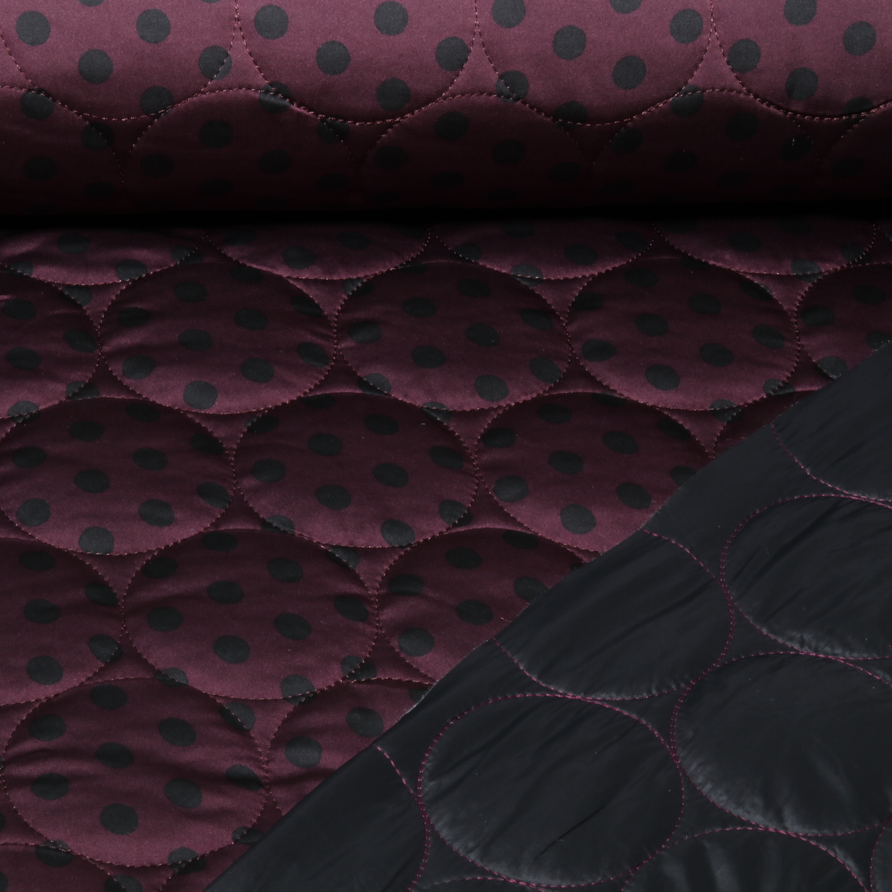 Tissu matelassé - Quilt cercles et Pois Bordeaux et Noir-0 Tissu matelassé - Quilt cercles et Pois Bordeaux et Noir-0