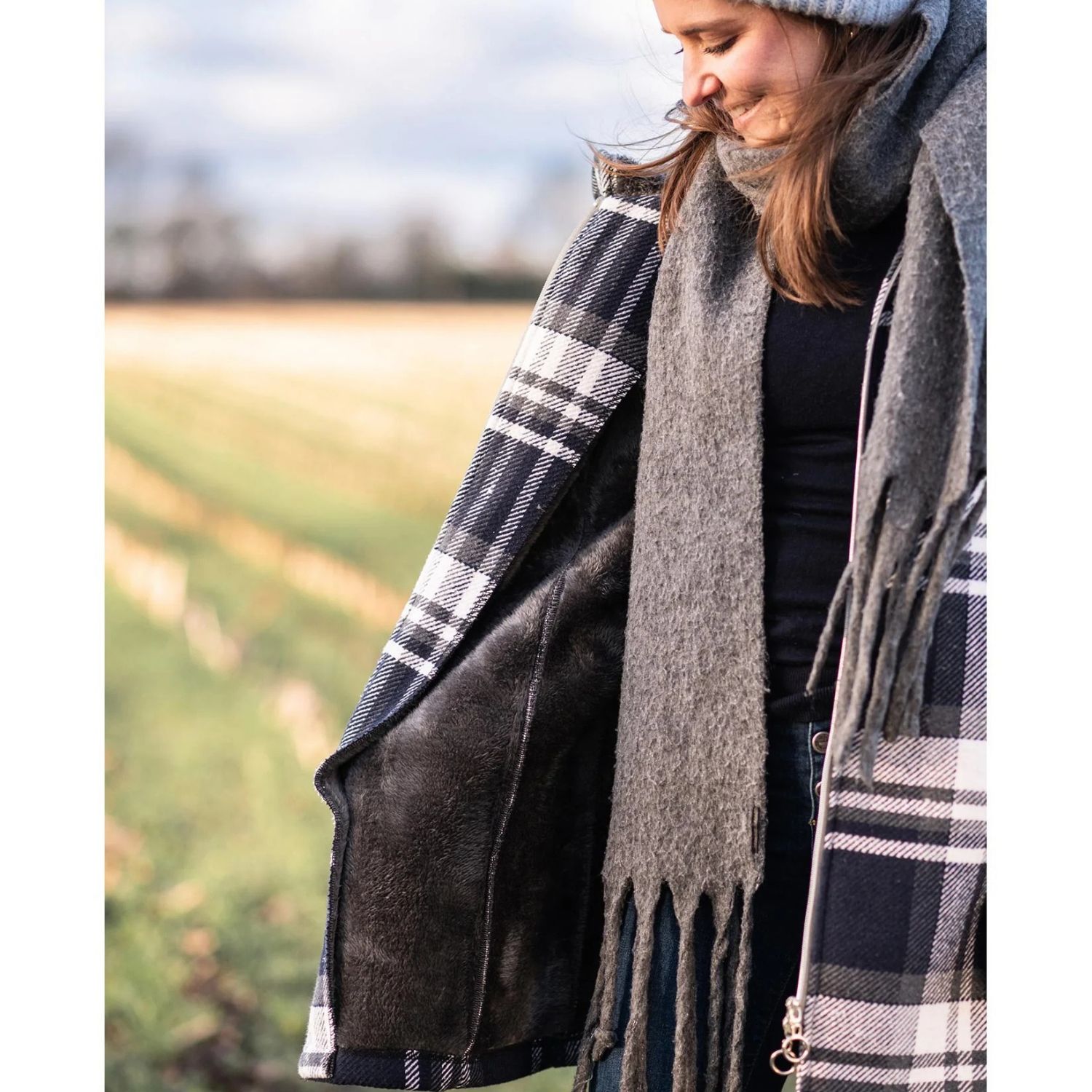 Mantelstoff - Tweed Karo Navy mit Fellabseite-1 Mantelstoff - Tweed Karo Navy mit Fellabseite-1
