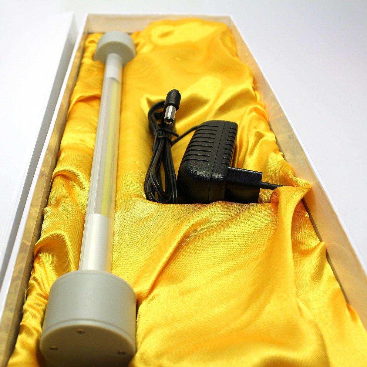 Lampenlux LED Unterbauleuchte Avril Schalter Werkstattlampe 30cm 8W 6000K Weiß Küchenleuchte Küchenlampe Aufbauleuchte Lampenlux LED Unterbauleuchte Avril Schalter Werkstattlampe 30cm 8W 6000K Weiß Küchenleuchte Küchenlampe Aufbauleuchte