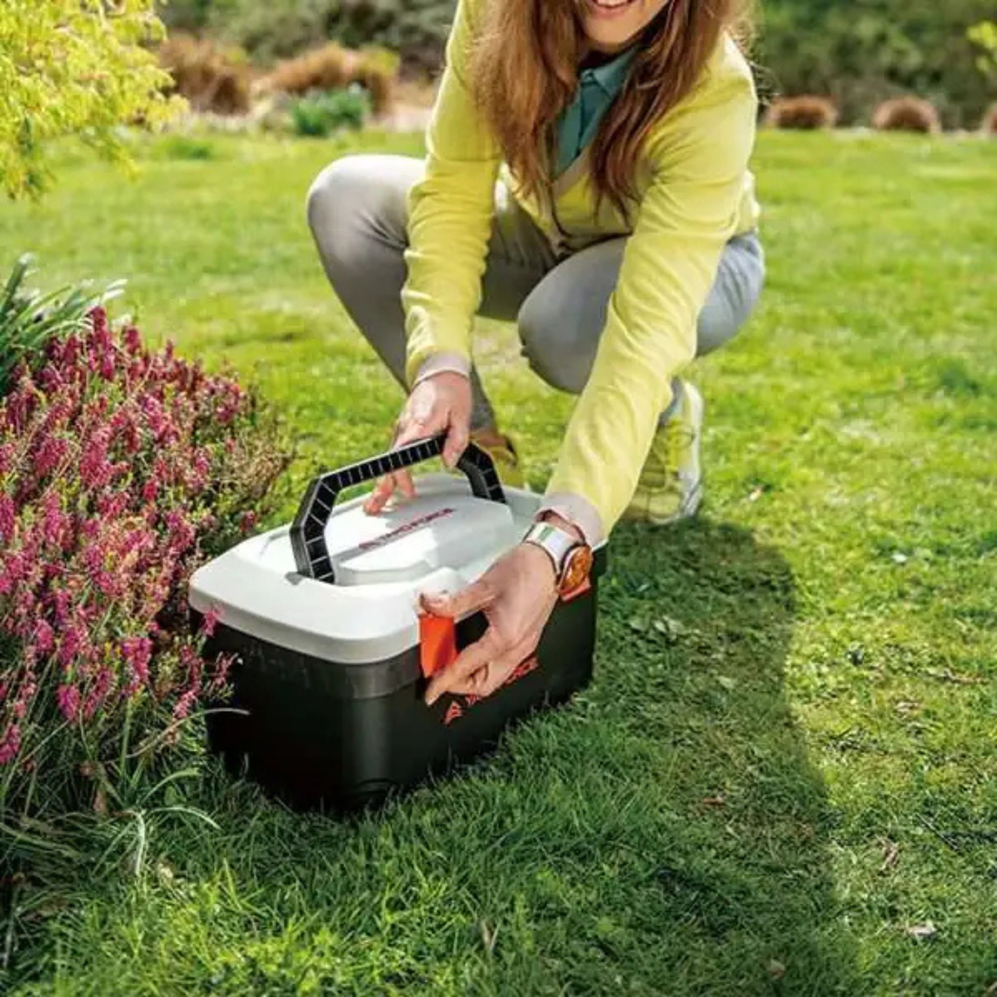 Akku Gartenset 4V Gras- Strauchschere Yard Force VITA 6in1 inkl. Akku & Ladegerät Akku Gartenset 4V Gras- Strauchschere Yard Force VITA 6in1 inkl. Akku & Ladegerät