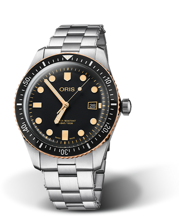 DIVERS SIXTY-FIVE