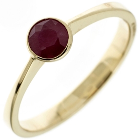 Ring Damenring mit Rubin rot 333 Gold Gelbgold Rubinring schlicht