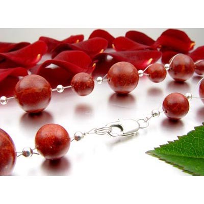 Damen Kette aus Schaumkoralle