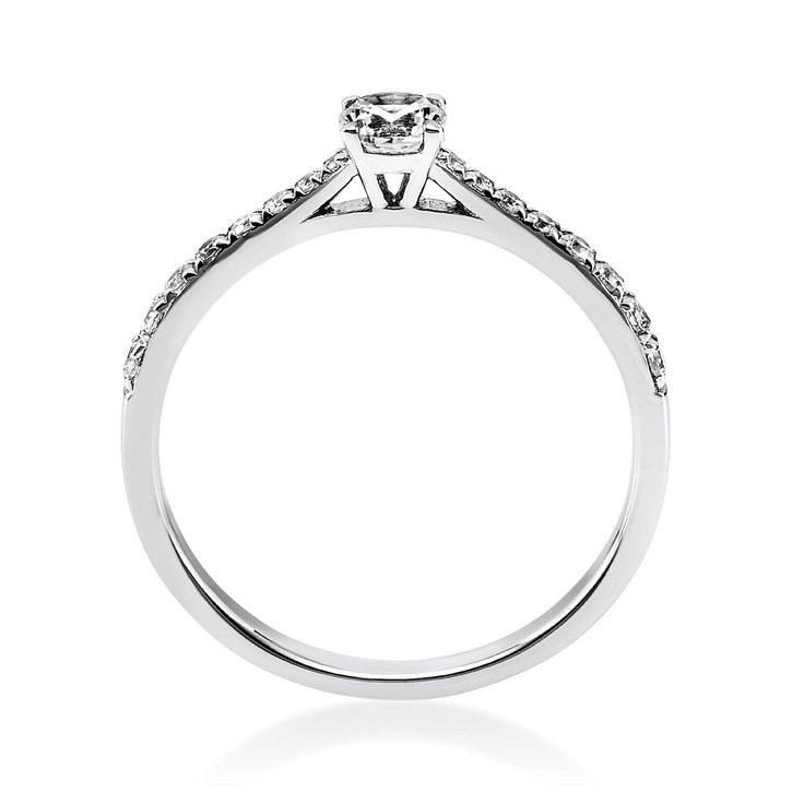Ring aus 585 Weißgold mit 17 Brillanten 0.37 Ct