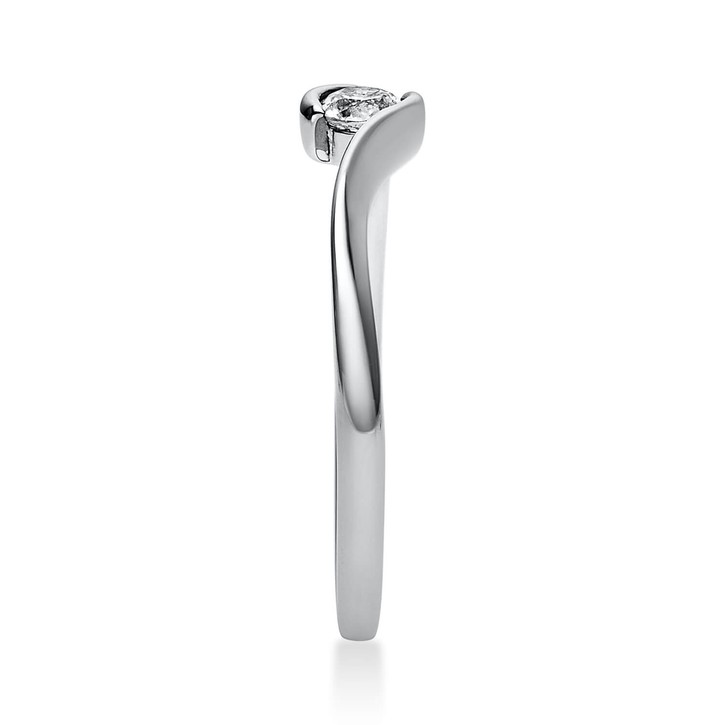 Solitär Ring aus 585 Weißgold mit Brillant 0.15 Ct