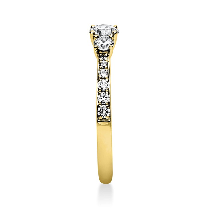 Ring aus 750 Gelbgold mit 15 Brillanten 0.58 Ct
