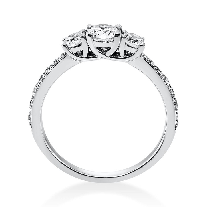 Ring aus 950 Platin mit 17 Brillanten 0.94 Ct