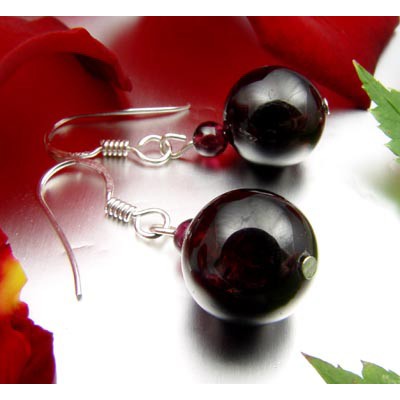 Ohrringe aus Granat und 925 Silber