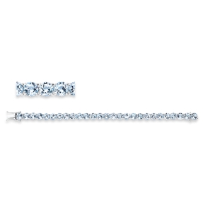 Armband aus 750 Gold Weißgold 27 Topase 33,55ct skyblue L:18cm