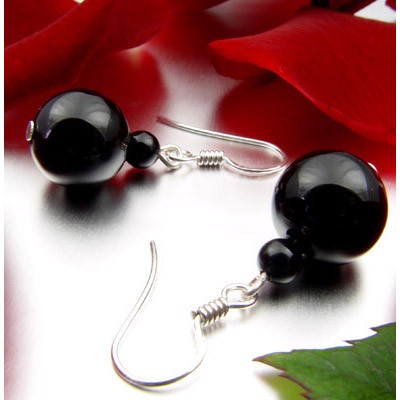 Ohrschmuck aus Onyx und 925 Silber