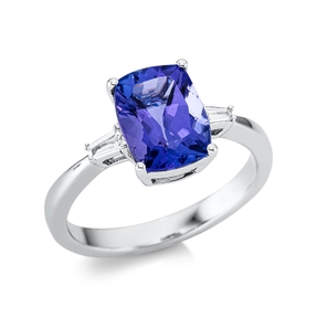 Ring aus 750 Weißgold Tansanit 3,82ct blau 2 Diamanten Trapez-Schliff 0,14ct TW-SI