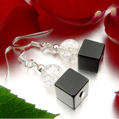 Ohrringe aus Onyx und Bergkristall und 925 Silber