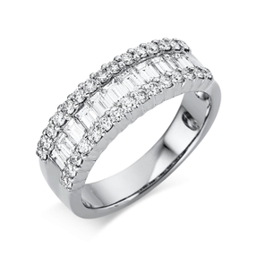 750 White Gold Ring adorned with 40 Diamonds weighing 1.33ct (TW-VSI) and a width of 6.7mm