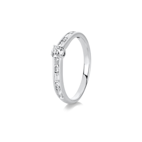 Ring aus 750 Gold Weißgold 13 Diamanten 0,47ct TW-SI B:2,4mm 4er-Krappe