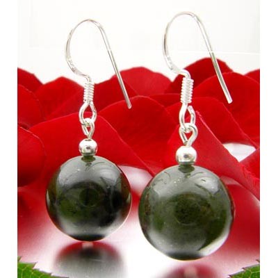 Ohrhänger aus Jade und 925 Silber