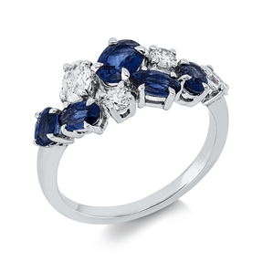 Ring aus 750 Weißgold 5 Saphire 1,68ct blau 4 Diamanten 0,48ct TW-SI B:8,5mm