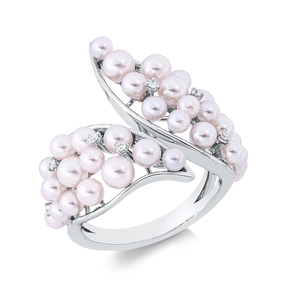 Ring aus 750 Weißgold 35 Akoya-Perlen weiß 7 Brillanten 0,06ct TW-SI B:23,2mm