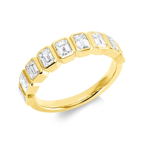 Ring aus 750 Gold Gelbgold 9 Diamanten Smaragd-Schliff 2ct TW-VSI B:4,5mm