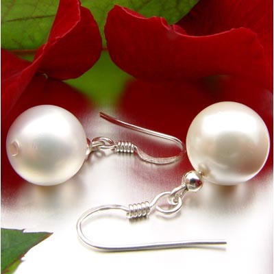 Ohrringe aus Muschelkernperlen 10mm und 925 Silber