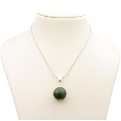 Anhänger aus Jade und 925 Silber