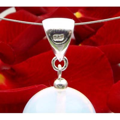 Anhänger aus Opalit-Mondstein und 925 Silber