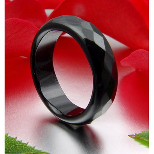 Ring aus Onyx facettiert 6mm breit