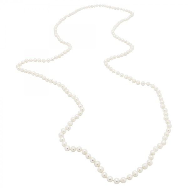 Lange Kette aus Perlen