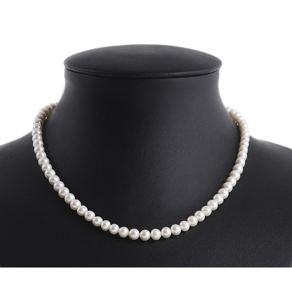 Kette aus echten Perlen creme-weiß klassisch