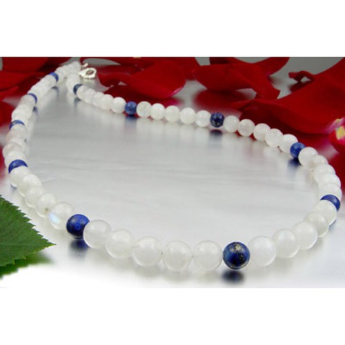 Kette aus Mondstein und Lapis-Lazuli und Silber