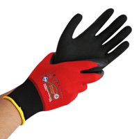 Rote Feinstrick-Handschuhe mit schwarzer Mikroschaum-Beschichtung und gelbem Saum Rote Feinstrick-Handschuhe mit schwarzer Mikroschaum-Beschichtung und gelbem Saum