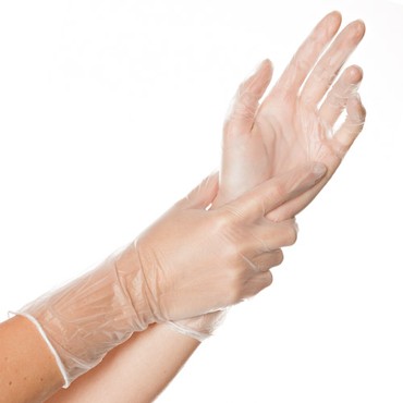 Zwei Hände in transparenten Vinyl-Einweghandschuhen mit langer Stulpe, weißer Hintergrund Zwei Hände in transparenten Vinyl-Einweghandschuhen mit langer Stulpe, weißer Hintergrund