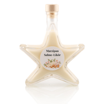 Marzipan Sahnelikör in Sternflasche Geschenkflasche 200 ml – Frontansicht Sternflasche Geschenkflasche 200 ml gefüllt mit cremigem, mandeligem Marzipan-Sahnelikör (16% Vol.), Frontansicht – ideales Weihnachtsgeschenk und Mitbringsel im Advent