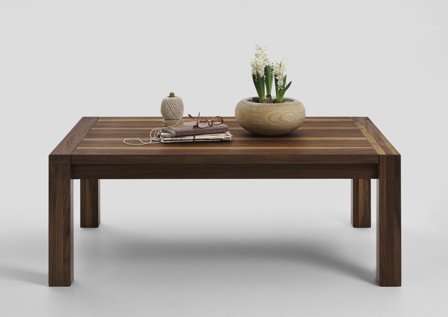 Couchtisch Antigua 100x80 cm Nussbaum Tisch Wohnzimmertisch Massivholztisch