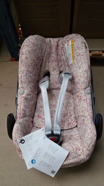 Maxi Cosi Pebble Plus Kindersitz Black Raven Maxi Cosi Pebble Plus Kindersitz Black Raven
