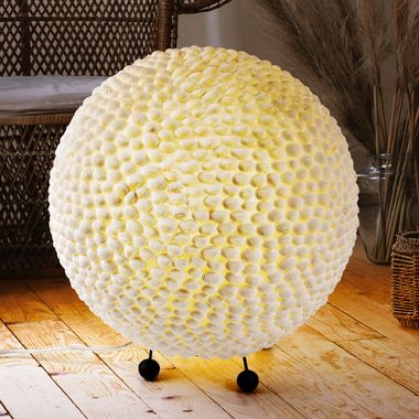 Tischleuchte, Kugel, Muscheln, weiß, D 37 cm
