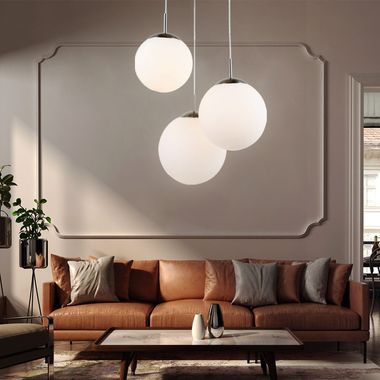 Luksusowa lampa wisząca z trzema szklanymi kloszami JOEL