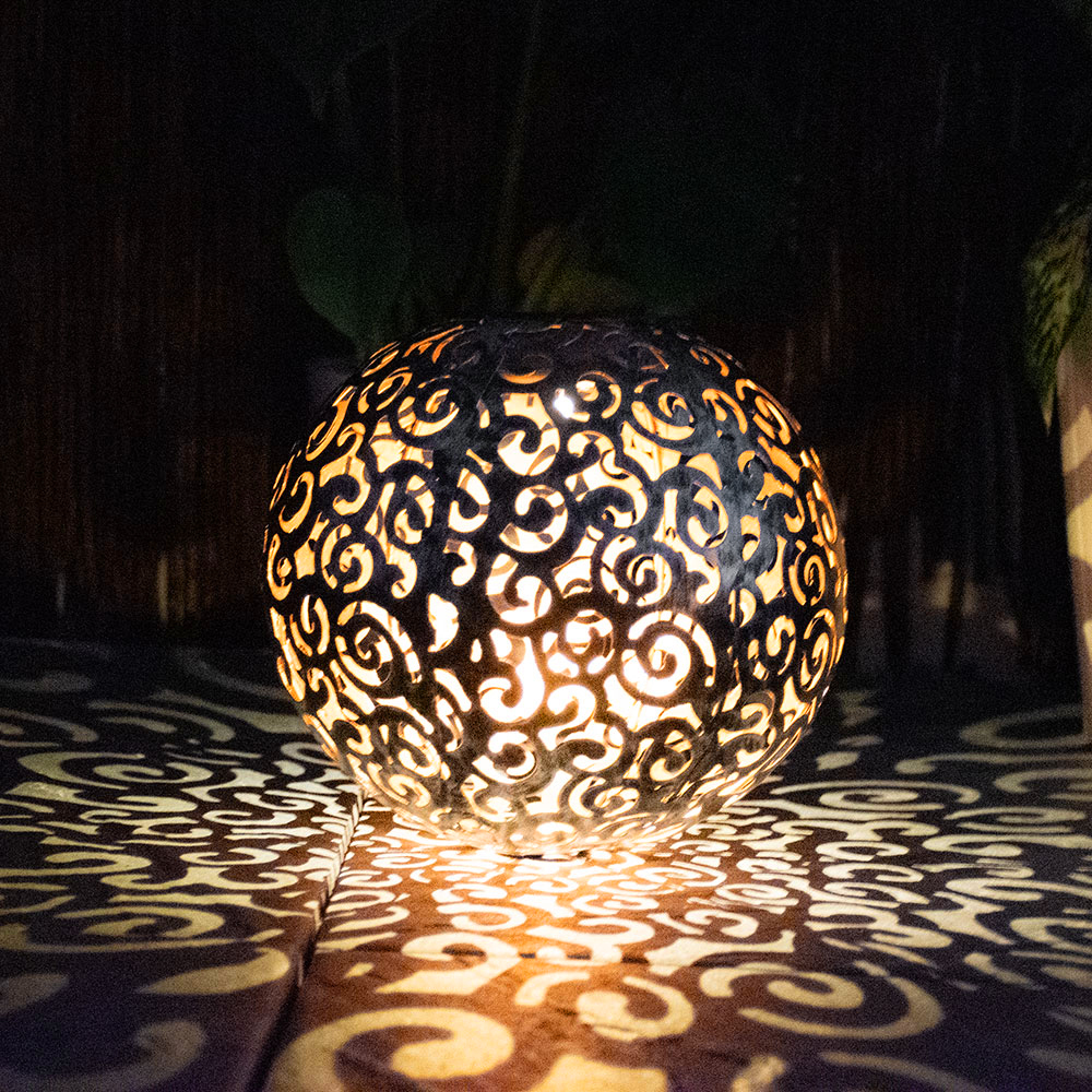 LED Solarleuchte, Kugel silber, orientalisch, D 18,5 cm