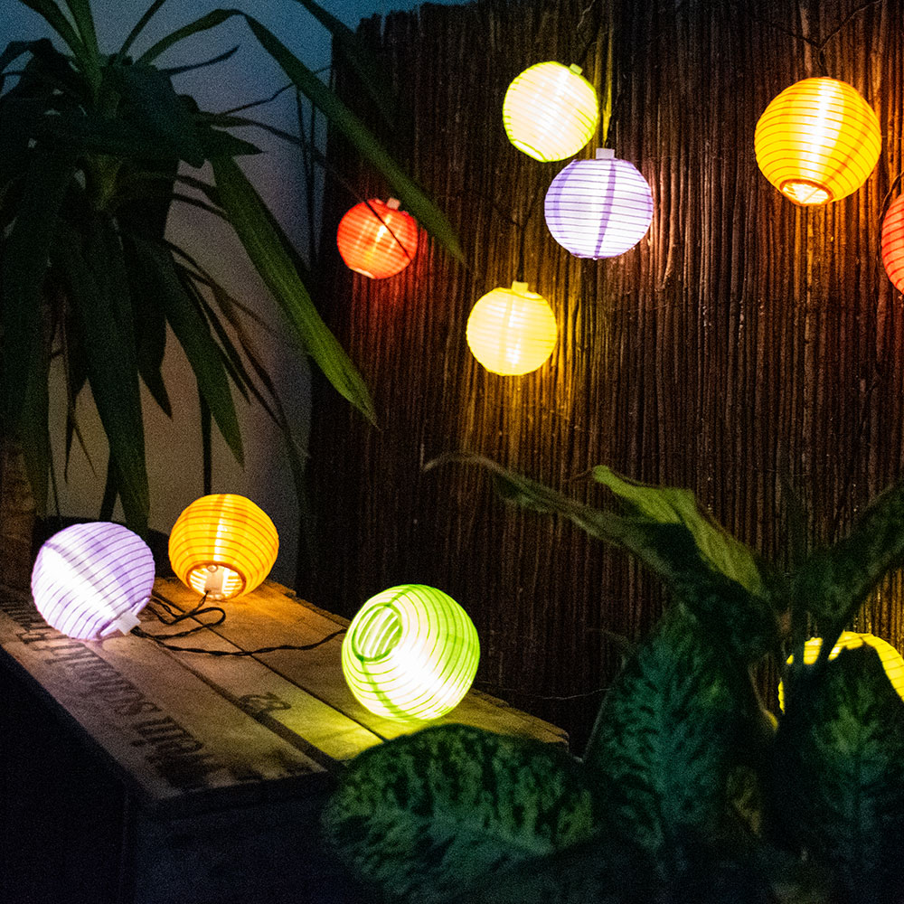 LED Solarleuchte, Lichterkette, Erdspieß, 10x Lampions, L 430 cm