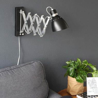 Lampa ścienna czarna, regulowany akordeon, L 12,5 cm