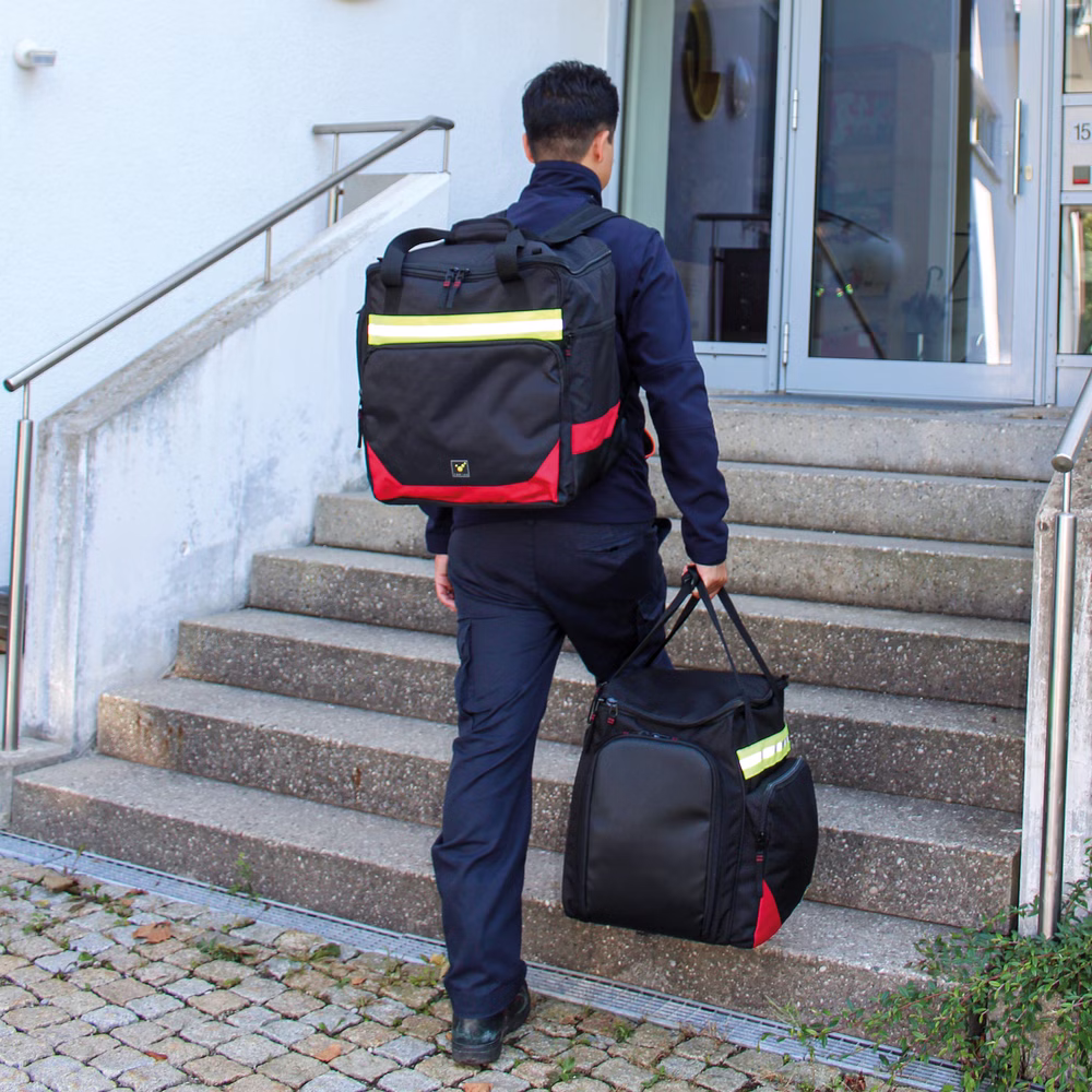Tee-uu EQUIBAG EVO Bekleidungstasche Multifunktionstasche