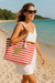 styleBREAKER Gestreifte Strandtasche mit Metallic Stern Print | Damen Shopper mit Kordelhenkeln und Reißverschluss | Badetasche im maritimen Look | 45 x 33 x 15 cm