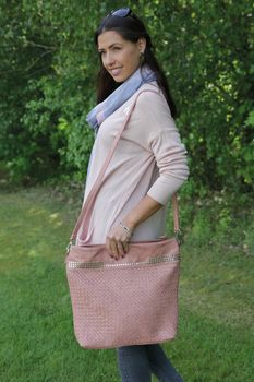 styleBREAKER Hobo Bag Handtasche mit Flecht-Optik und Nieten, Shopper, Schultertasche, Tasche, Damen 02012219