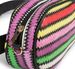 styleBREAKER Damen Bauchtasche mit buntem Zick-Zack Muster, Reißverschluss, Gürteltasche, Hüfttasche 02012299